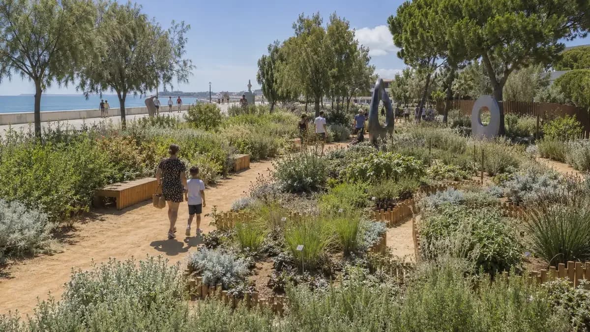 Quinn Botanical Art park in Castelldefels