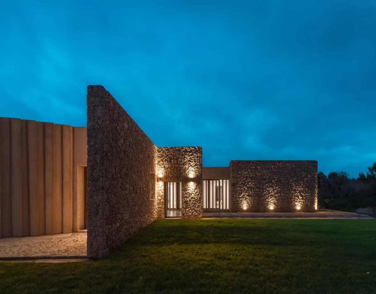 Paraschis House